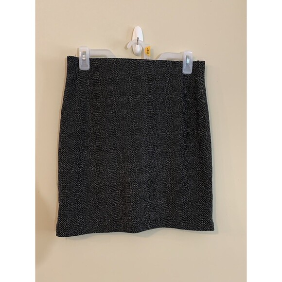 H&M Black Basic Bodycon Mini Skirt Size 10 NWT! - Picture 1 of 3